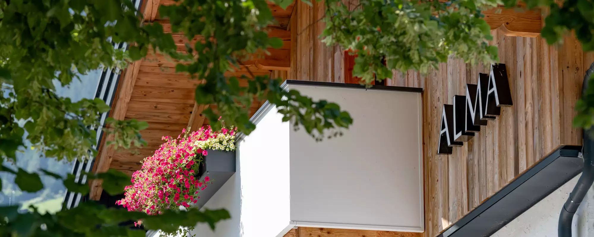 Appartements ALMA Mayrhofen Außenansicht